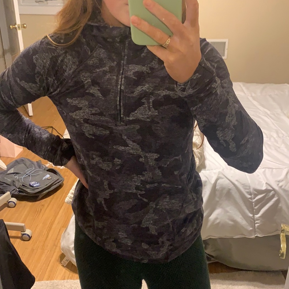 Lululemon pullover